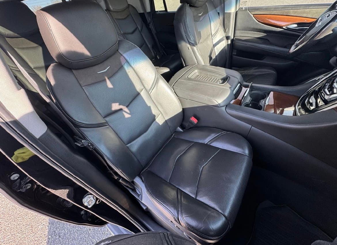 2020 Cadillac Escalade Luxury - Photo 11